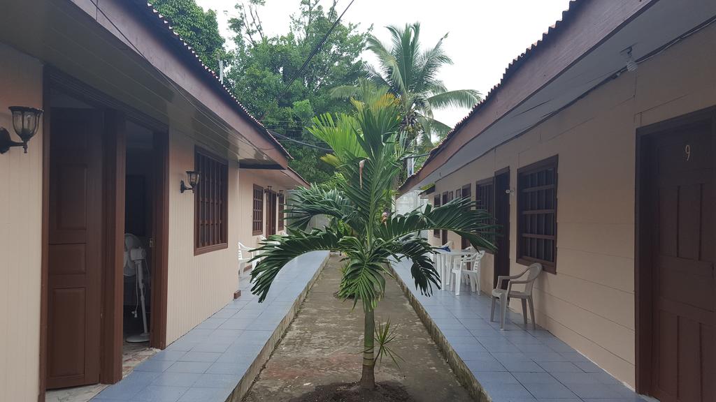 Cabinas Tortuguero Lake