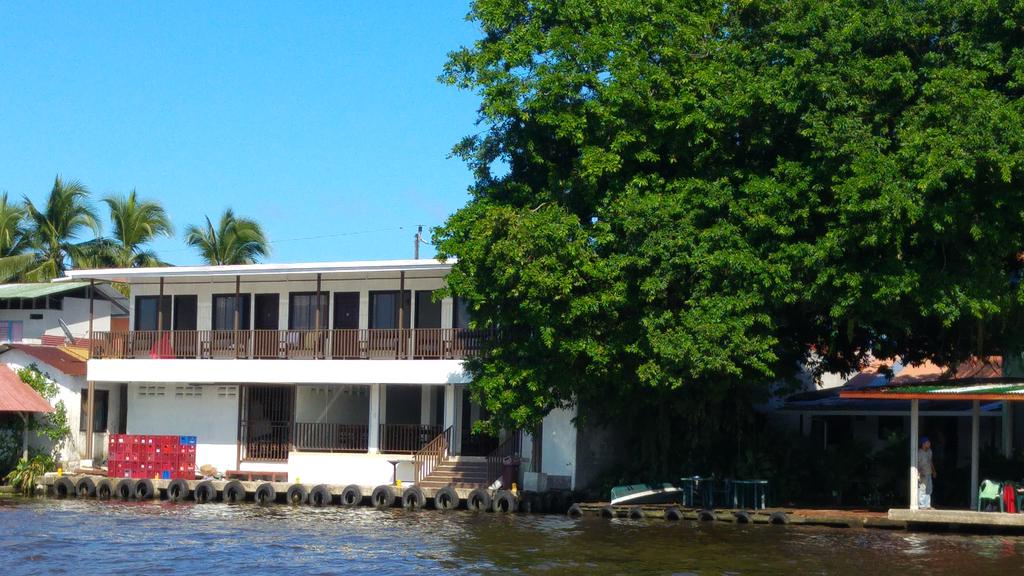 Hotel River View