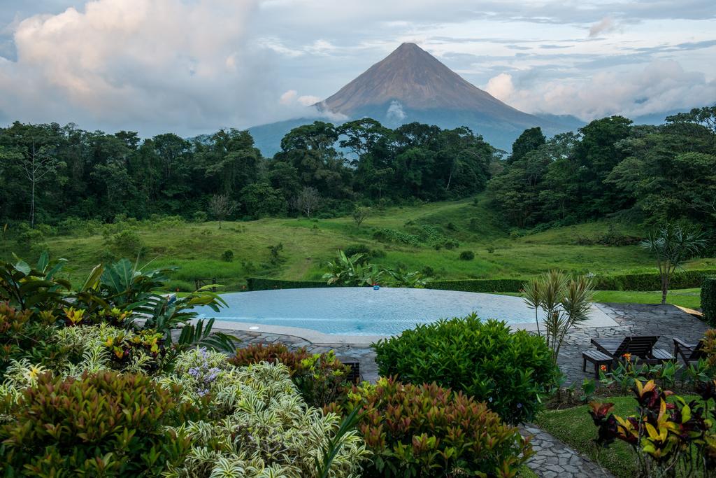 Hotel Arenal Lodge