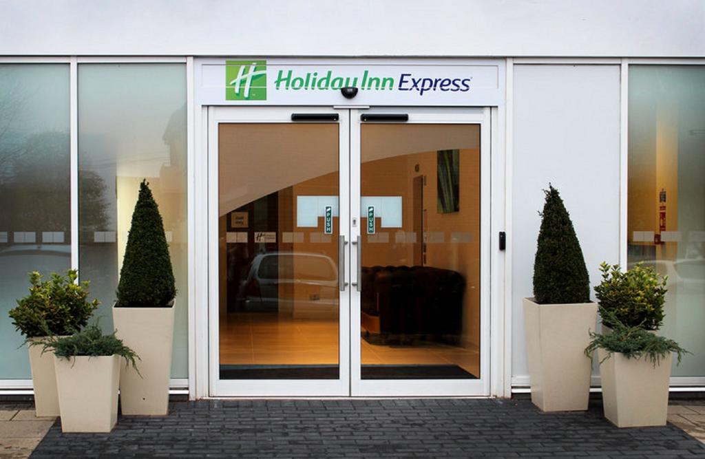 Holiday Inn Express Wakefield