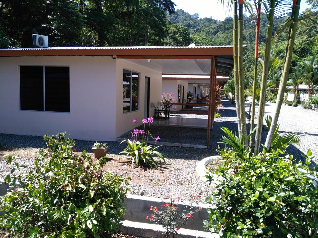 Puerto Vargas lodge