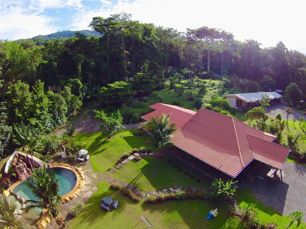 Uvita Hostel Resort