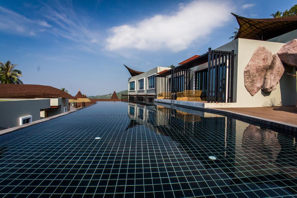 Private Pool By The Tarna