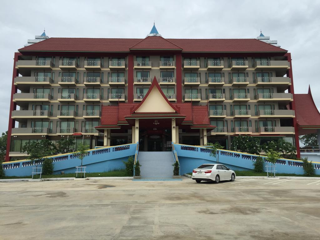 Toh Buk Seng Ayutthaya Hotel