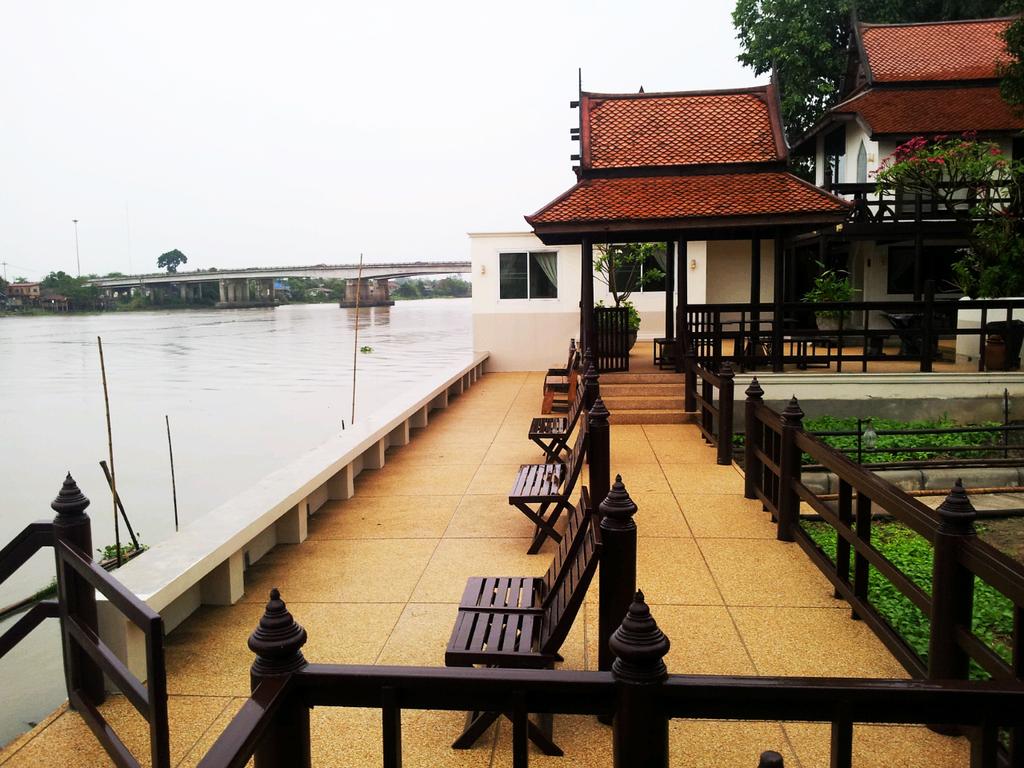 Ayutthaya Garden River Home