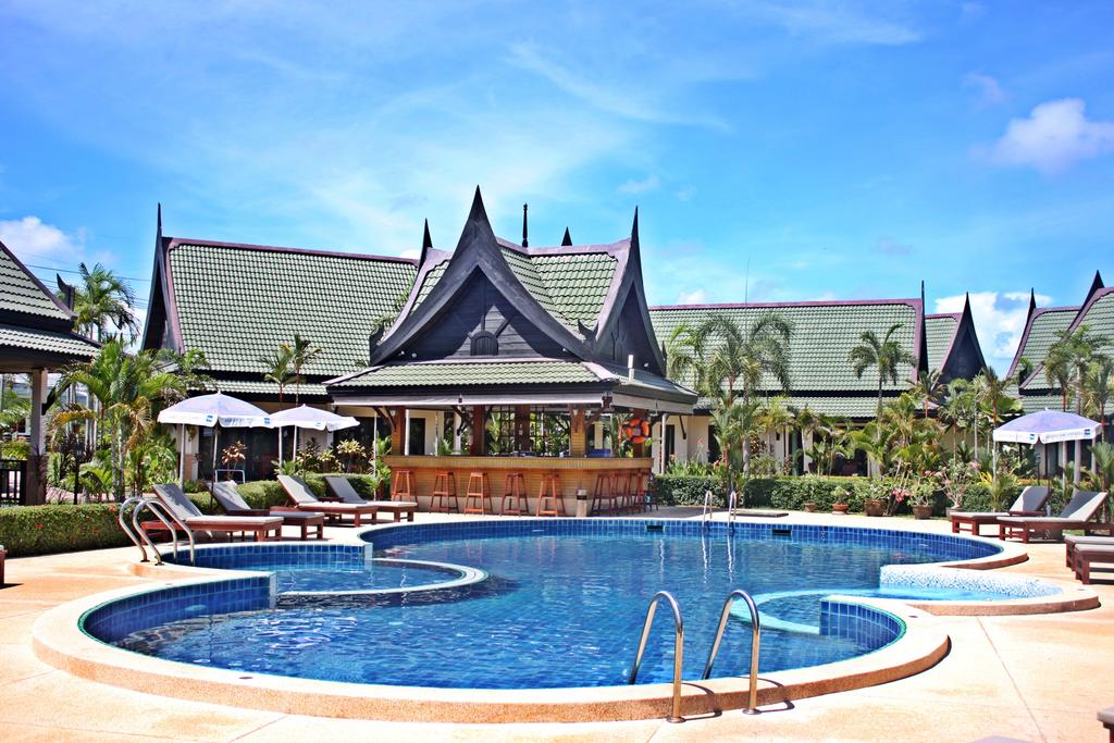 Airport Resort and Spa