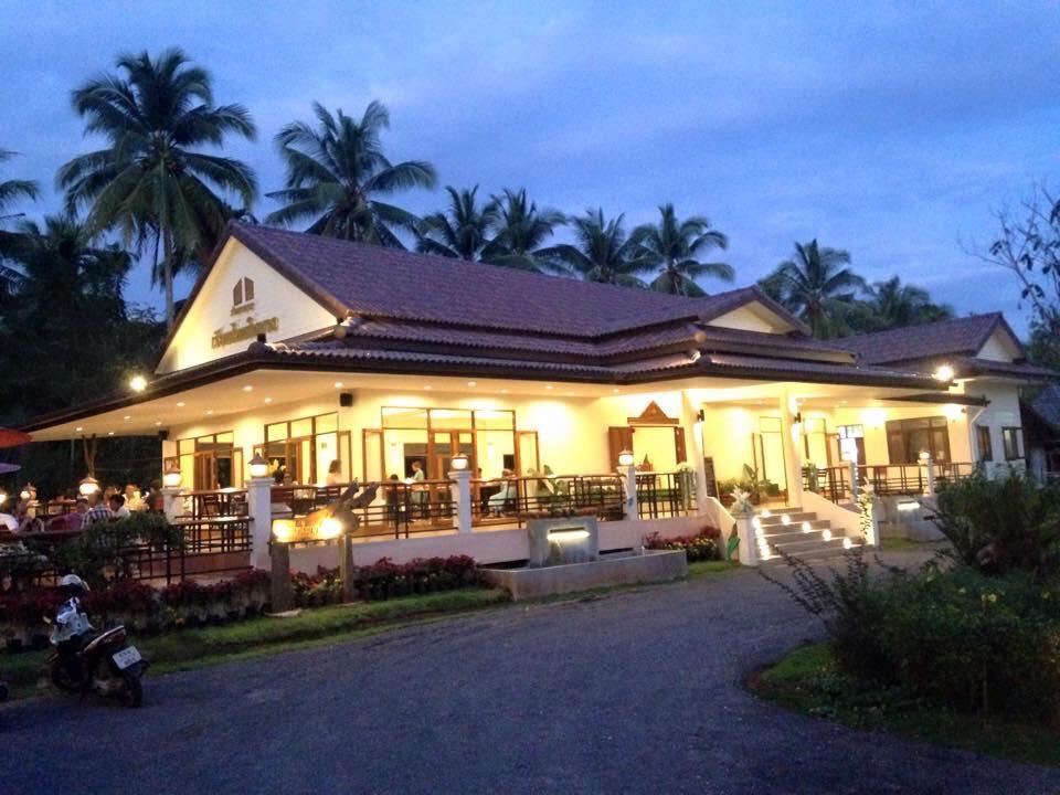 Ruean Thai Nai Bang by PANSAK Resort