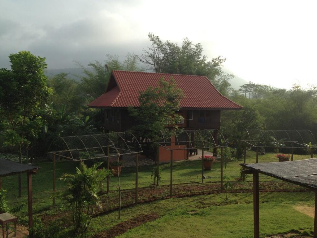 Taksina Garden Resort