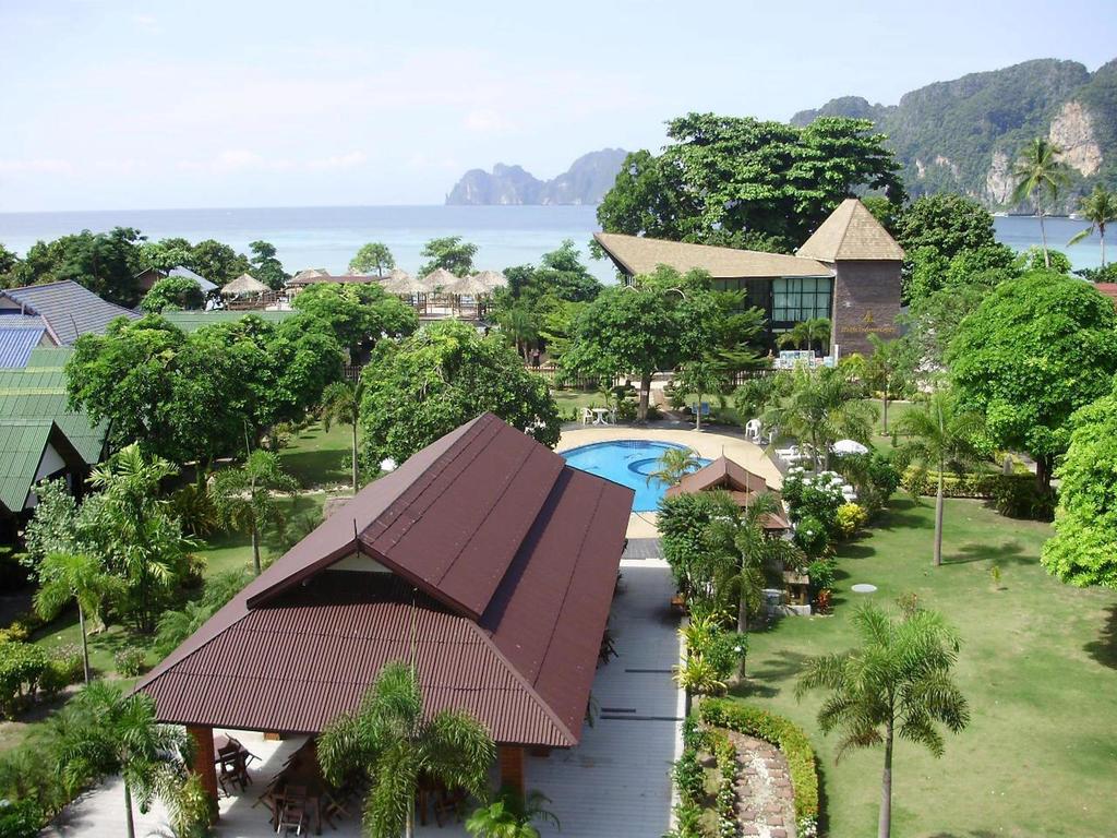 Phi Phi Andaman Legacy Resort