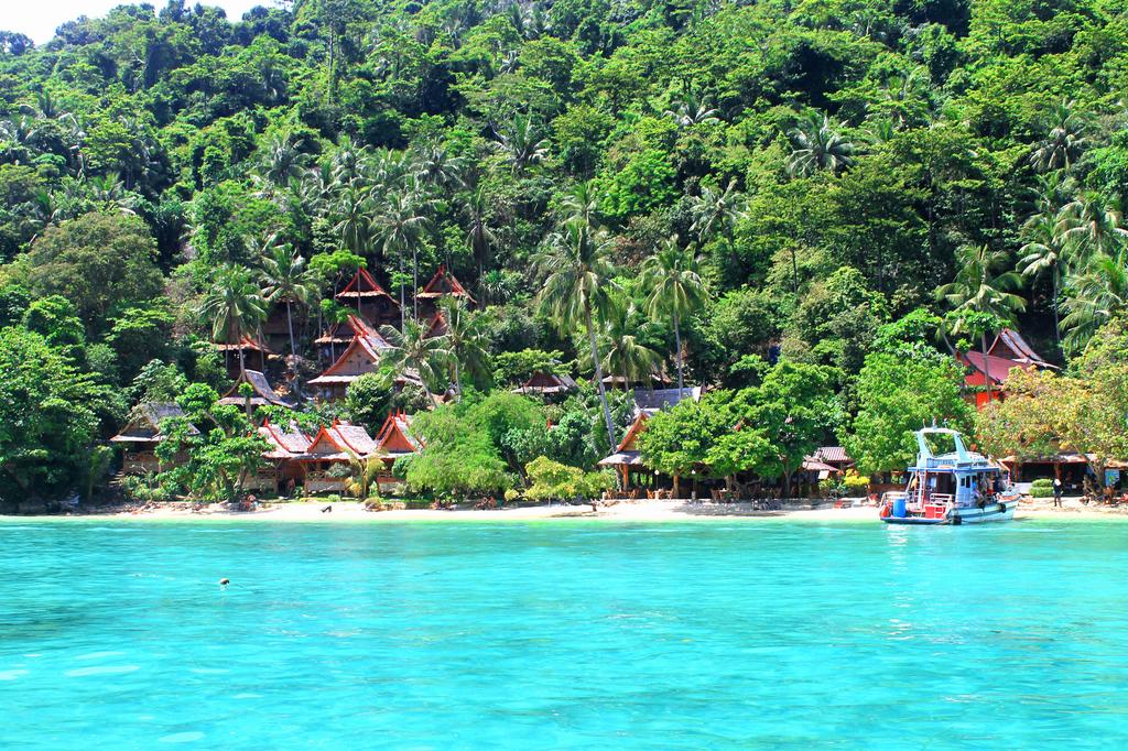 Phi Phi Relax Beach Resort