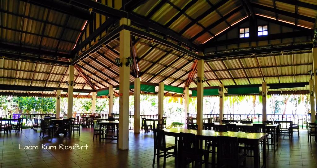 Laem Kum Beach Resort and Seafood