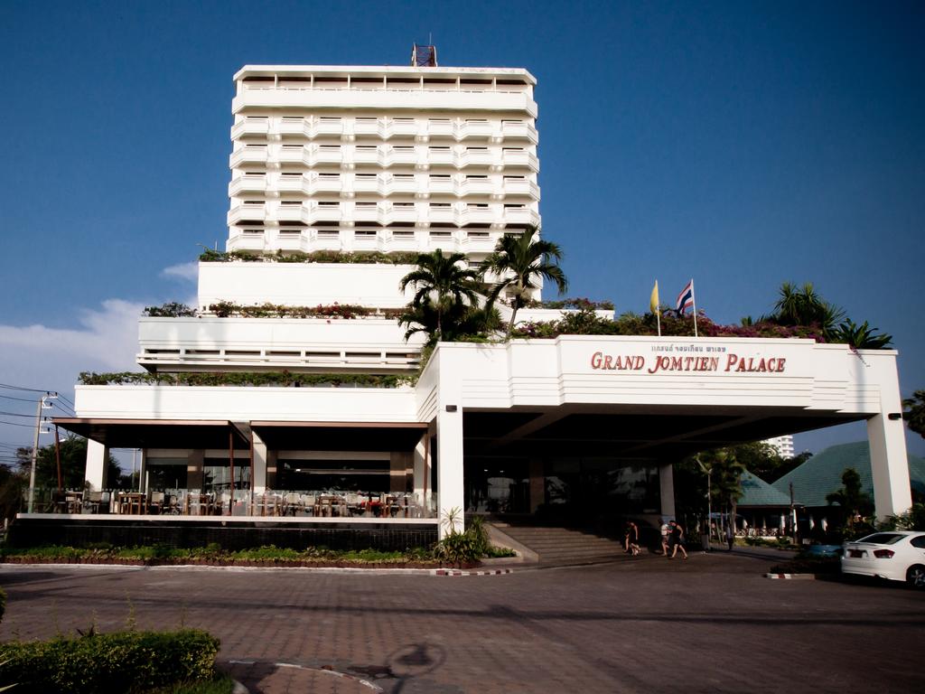 Grand Jomtien Palace Hotel