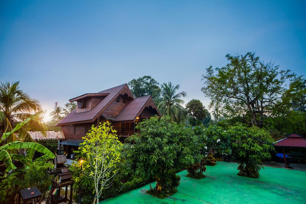 Ruan Rong Rong Resort and Spa