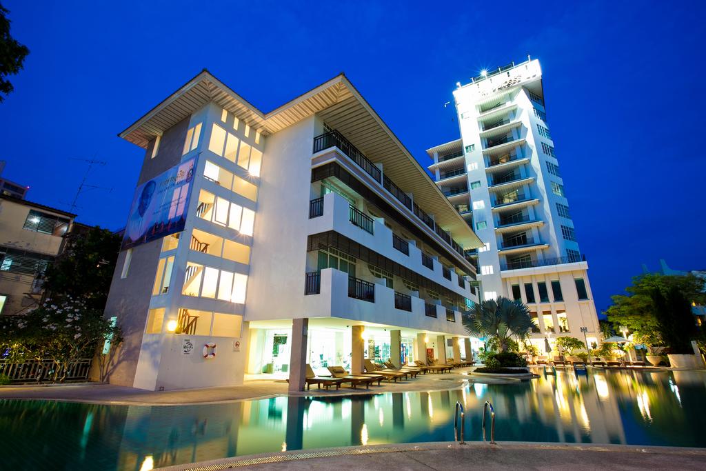 The Pattaya Discovery Beach Hotel Pattaya