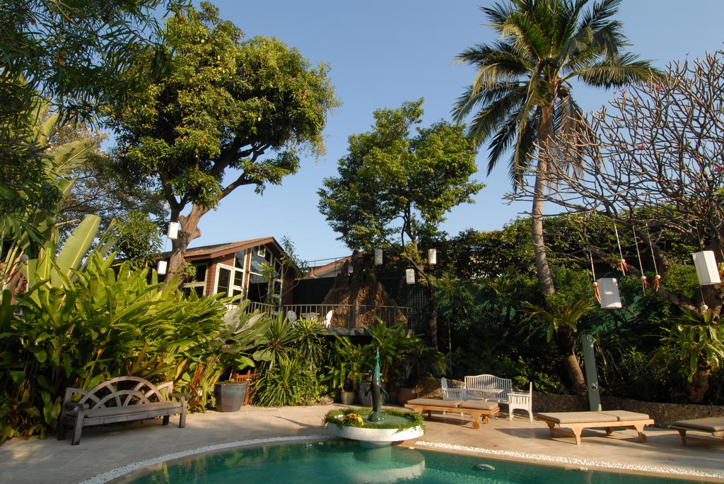 Chakrabongse Villas