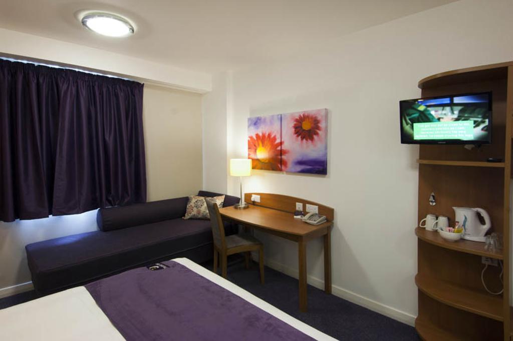 Premier Inn London Ealing