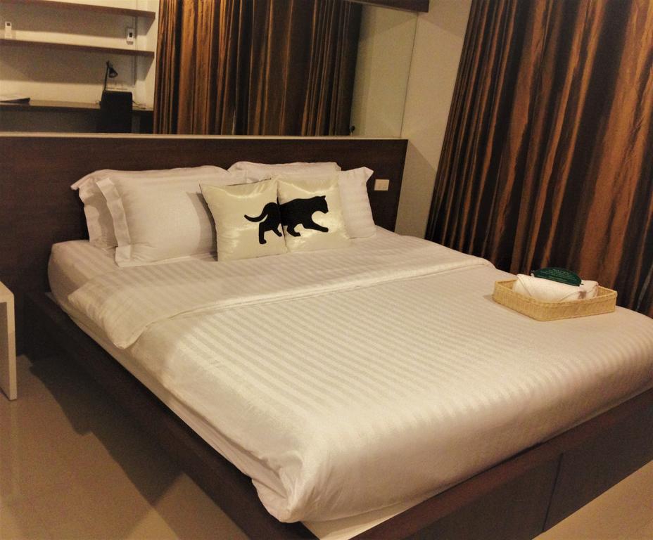 Bed by City Surawong-Patpong