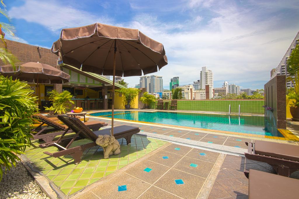 Woraburi Sukhumvit Hotel  Resort