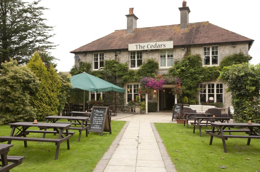 The Cedars Inn