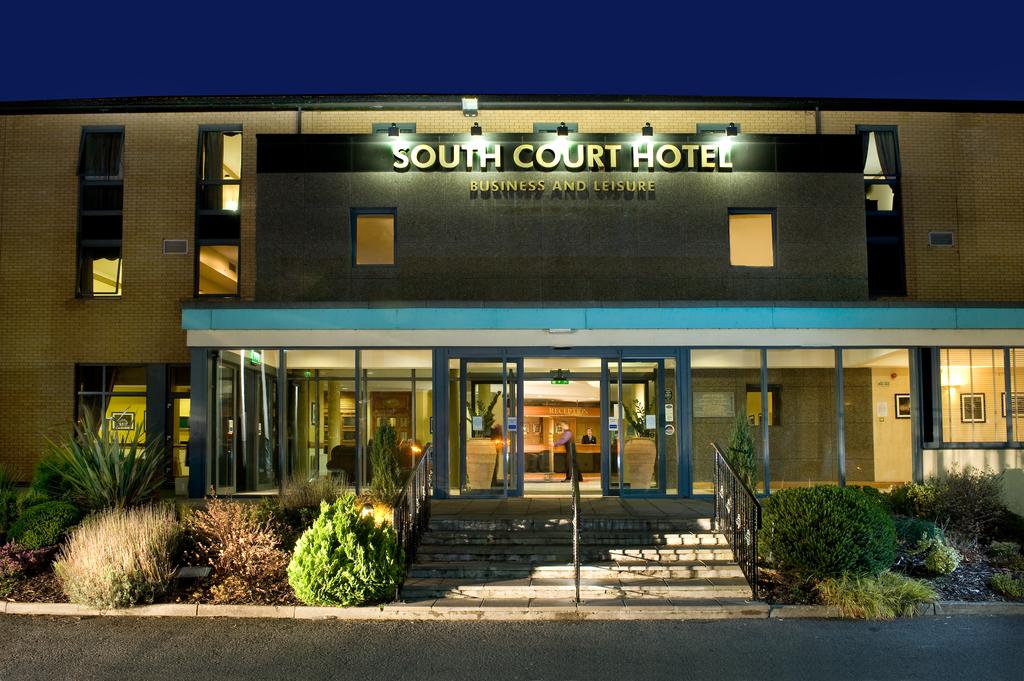 South Court Hotel