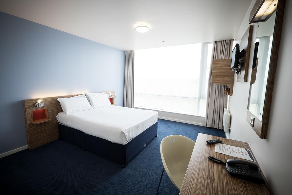 Travelodge Limerick Castletroy