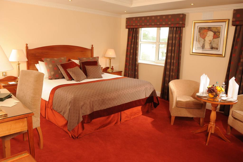 Newgrange Hotel