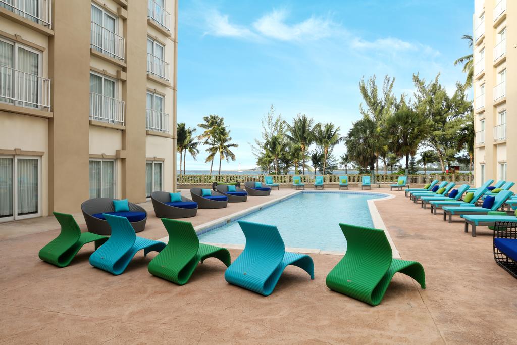 Courtyard by Marriott Nassau Downtown Junkanoo Beach