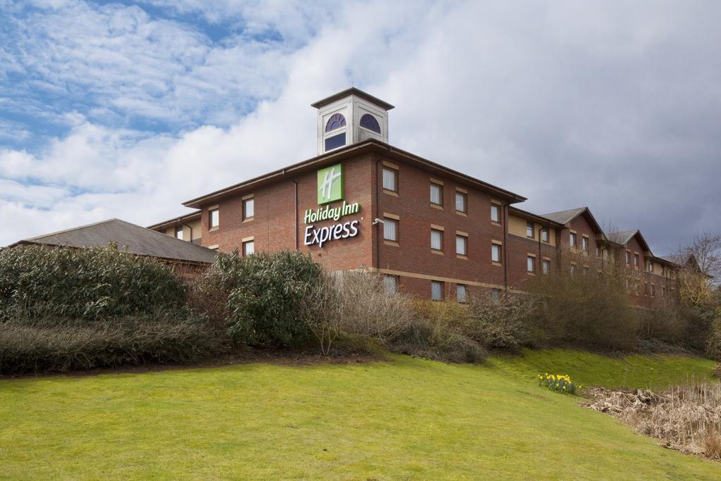 Holiday Inn Express Exeter