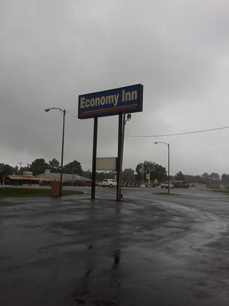 Economy Inn Beebe