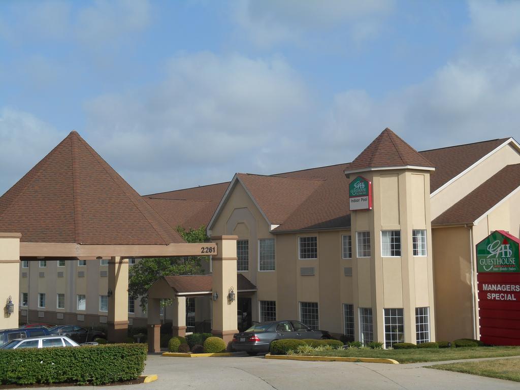 Guesthouse Inn and Suites Lexington