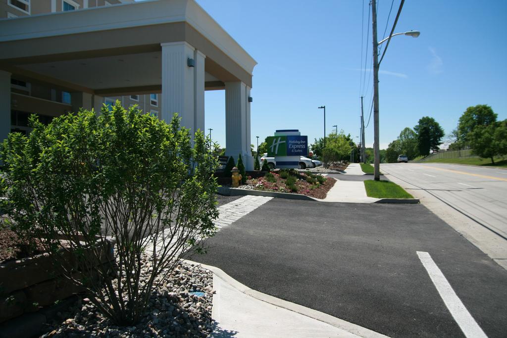 Holiday Inn Express and Suites Peekskill - Hudson