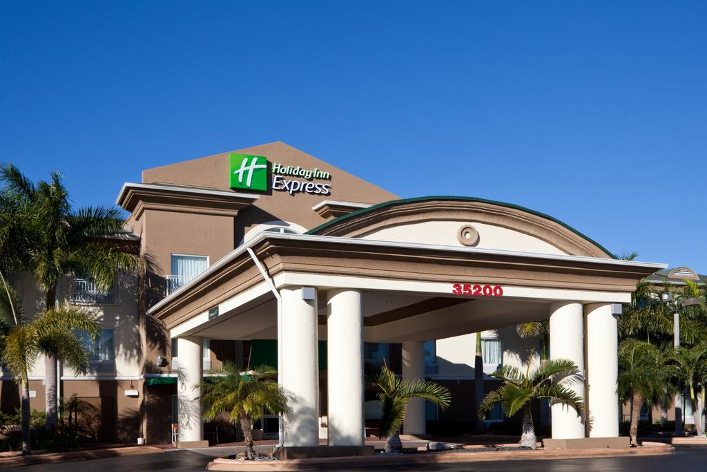 Holiday Inn Exp Stes Fl City