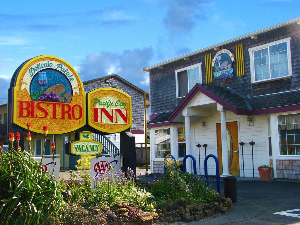 Pacific City Inn