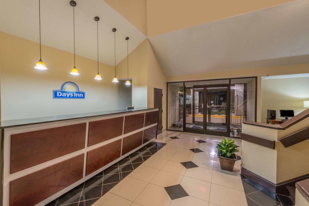 Days Inn Yadkinville Hotel