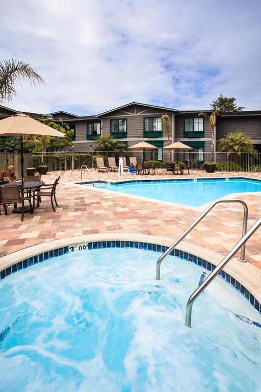 Holiday Inn Express Suites Carpinteria