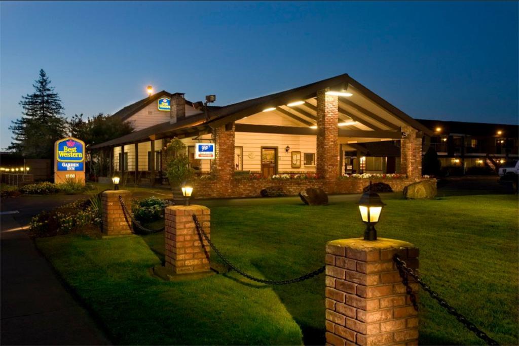 BEST WESTERN Garden Inn