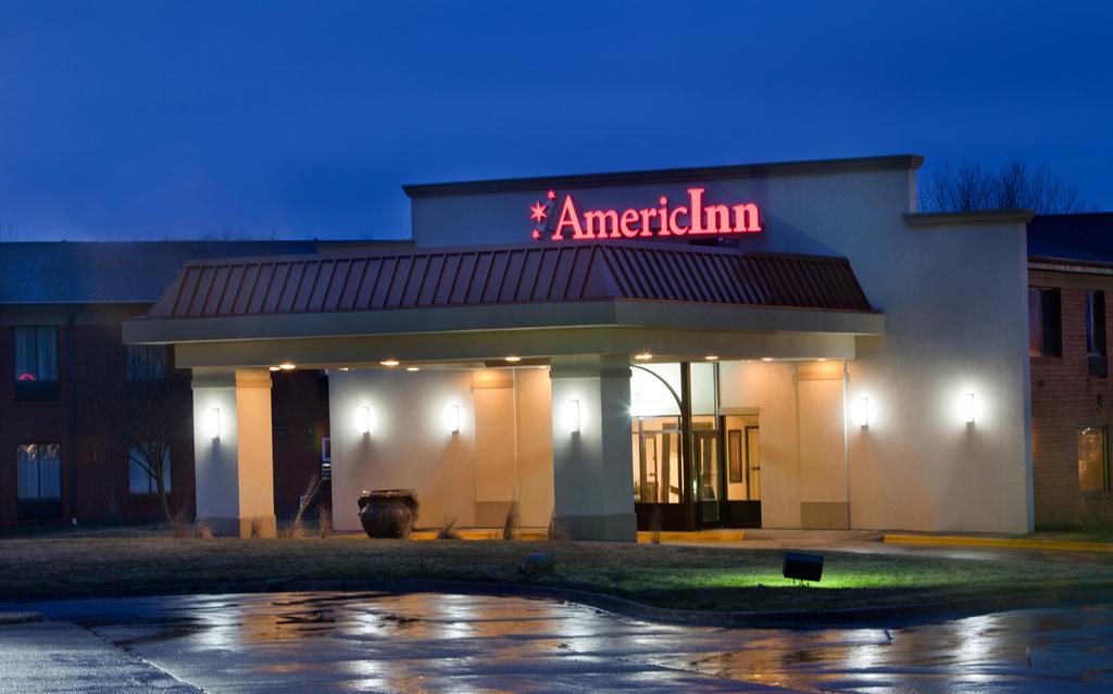 AmericInn Hotel and Suites Johnston