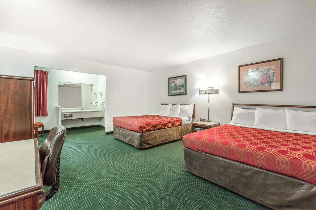 Econo Lodge Newport