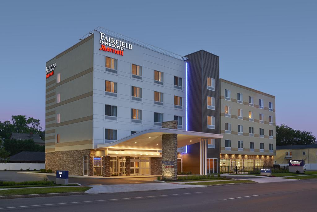 Fairfield Inn and Suites Niagara Falls