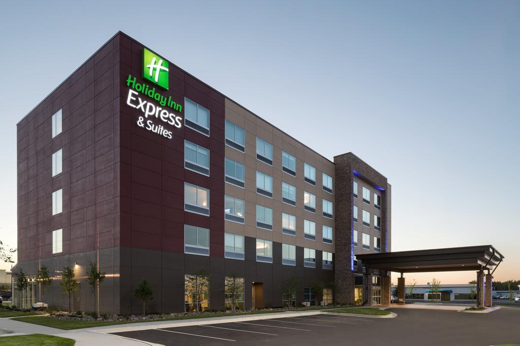 Holiday Inn Express and Suites Duluth North - Miller Hill