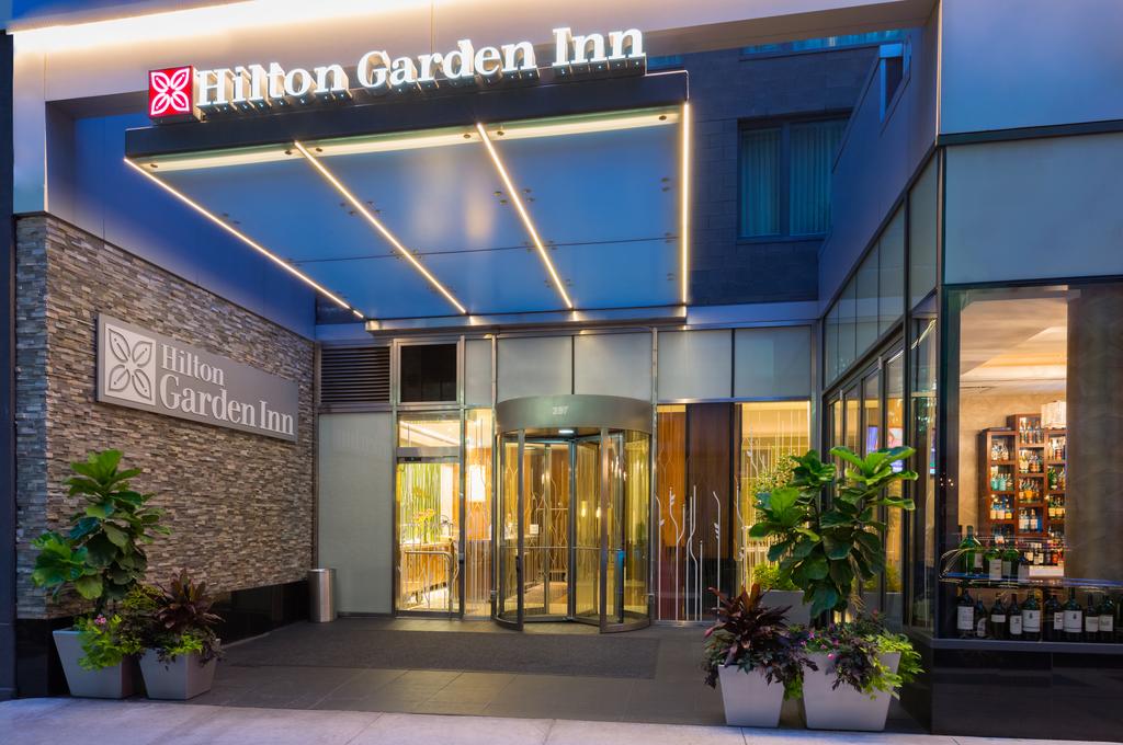 Hilton Garden Inn Central Park South