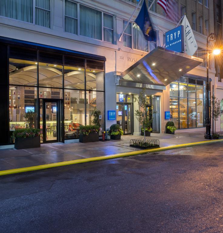 Tryp by Wyndham Times Square South