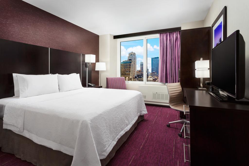 Hampton Inn Manhattan-Times Square Central