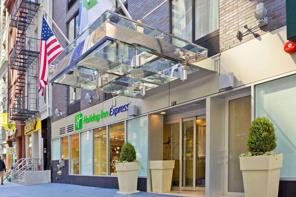 Holiday Inn Express - Wall Street