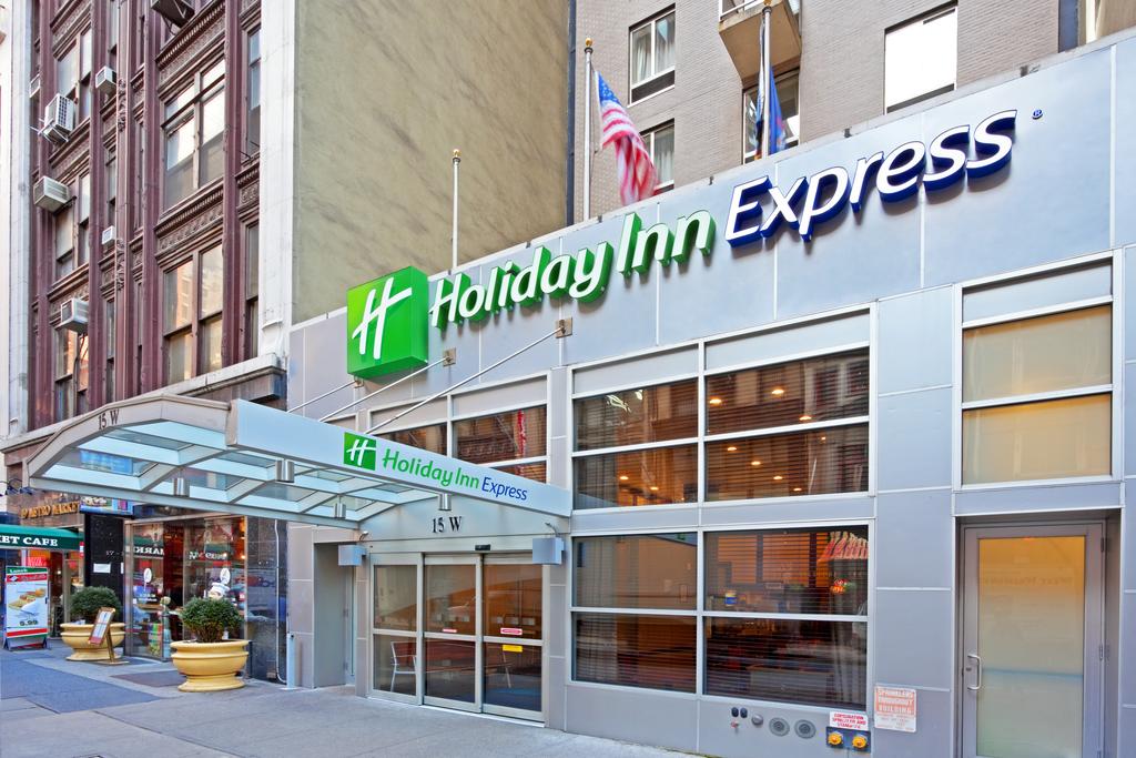 Holiday Inn Express Times Square - Fifth Avenue