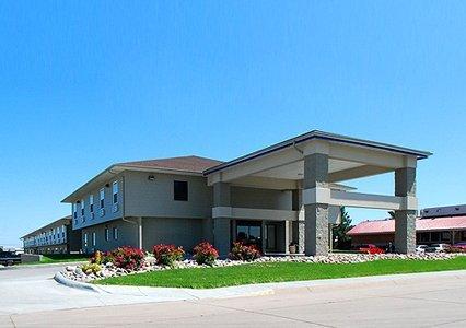 Econo Lodge Inn and Suites