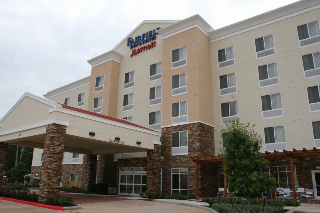 Fairfield Inn and Suites Houston Conroe Near The Woodlands