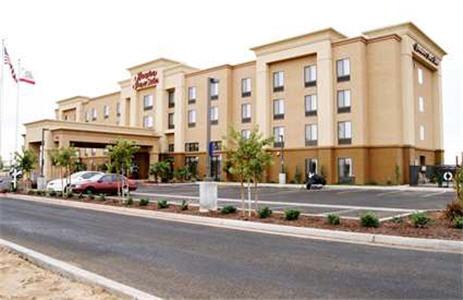 Hampton Inn and Suites Madera