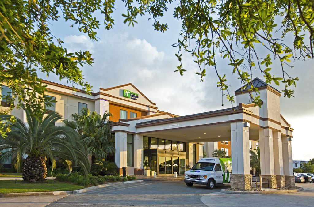 Holiday Inn Express and Suites New Orleans Airport South