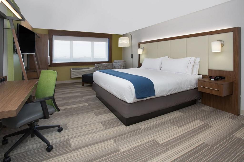 Holiday Inn Express and Suites Rock Falls